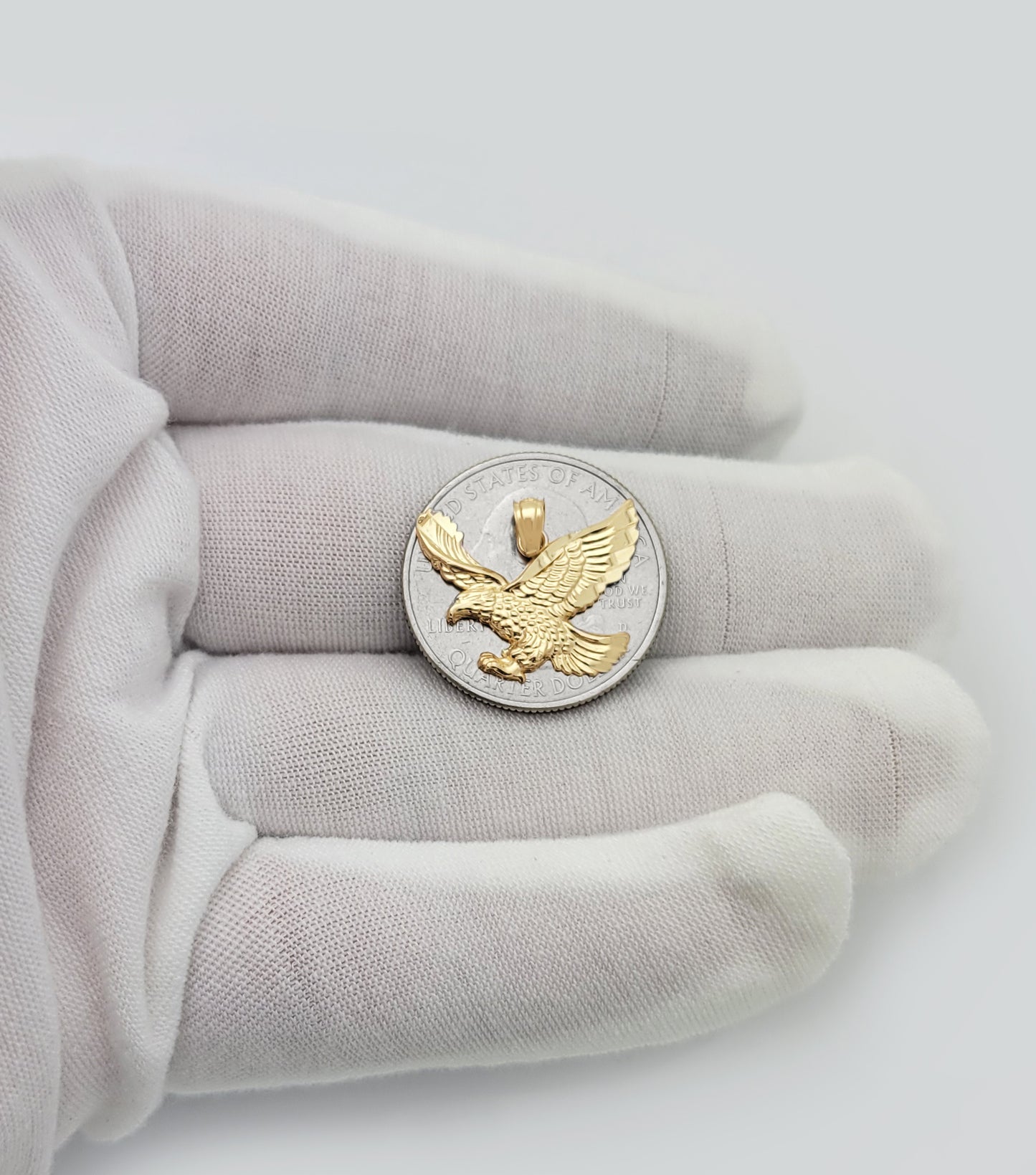 10K Yellow Gold American Eagle Pendant Eagle Charm 0.7 in x 0.8 in