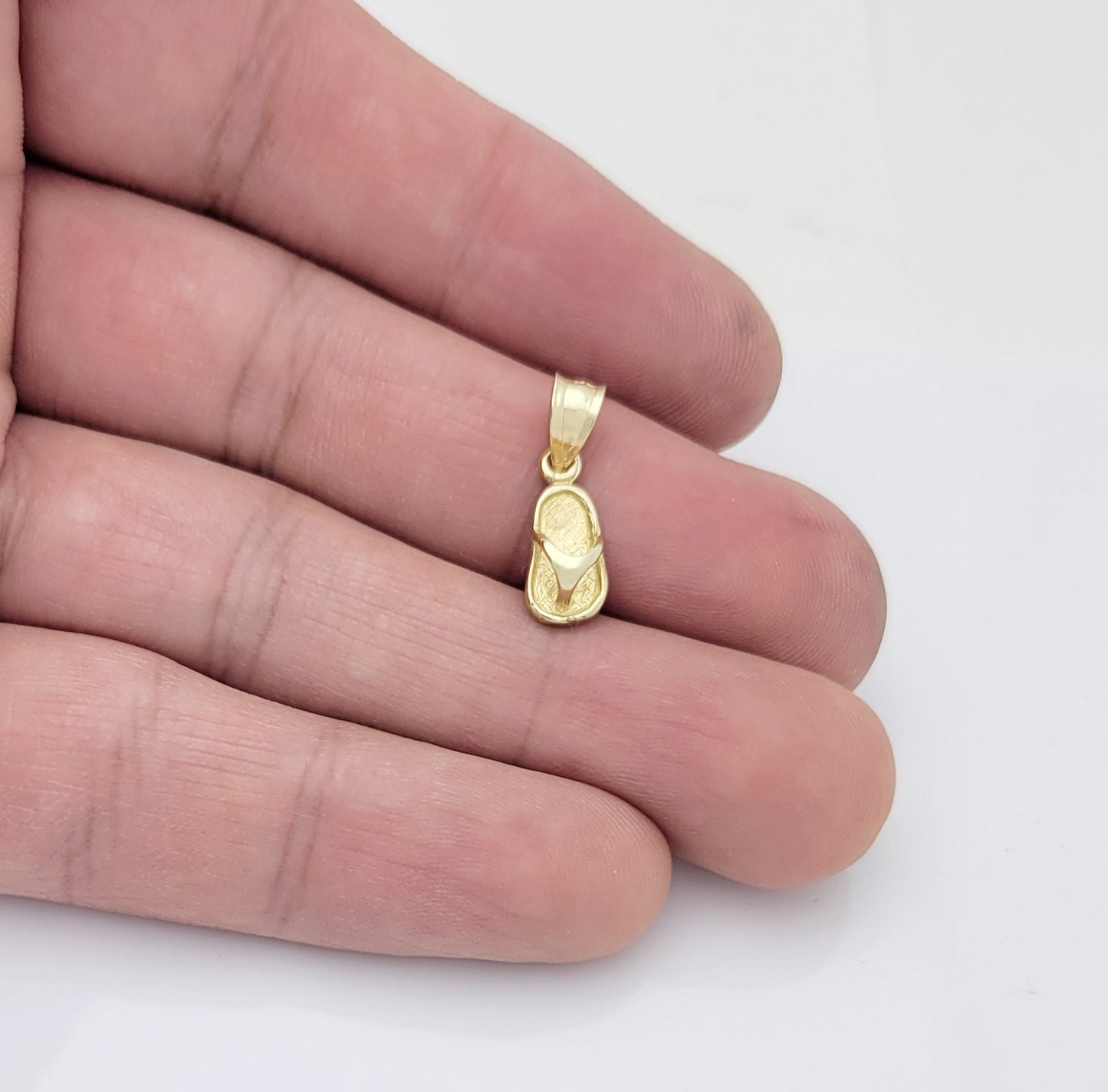 10K Yellow Gold Flip Flop Sandal Necklace Pendant Flip Flop Tiny Charm