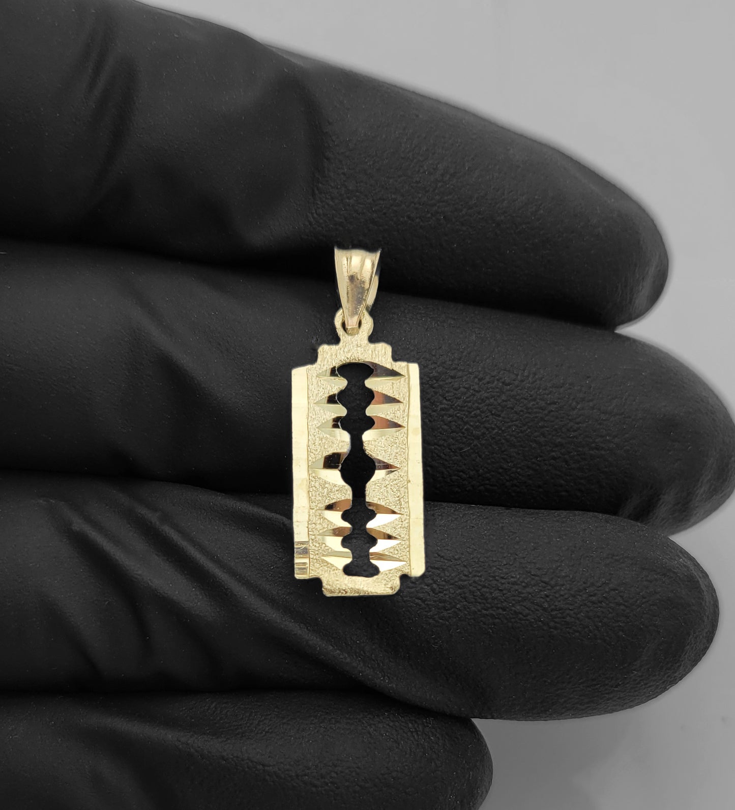 10K Yellow Gold Razor Blade Necklace Pendant Charm