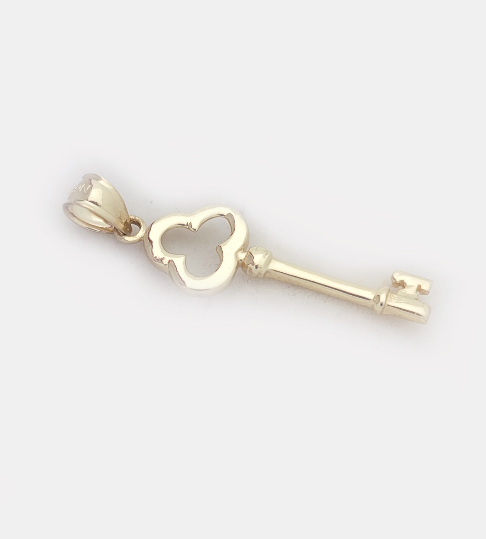 10K Gold Key Pendant for Women, Clover Lucky Charm Pendant Only, Dainty Minimalist Fine Jewelry, Gift for Her - Stunu jewelry