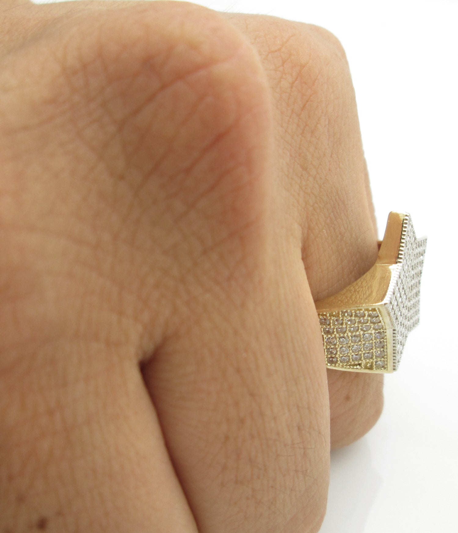 10K Yellow Gold Iced Out Star Ring - Hip Hop Style Five-Point Star CZ Statement Ring for Men, Bling Ring Jewelry - Stunu jewelry