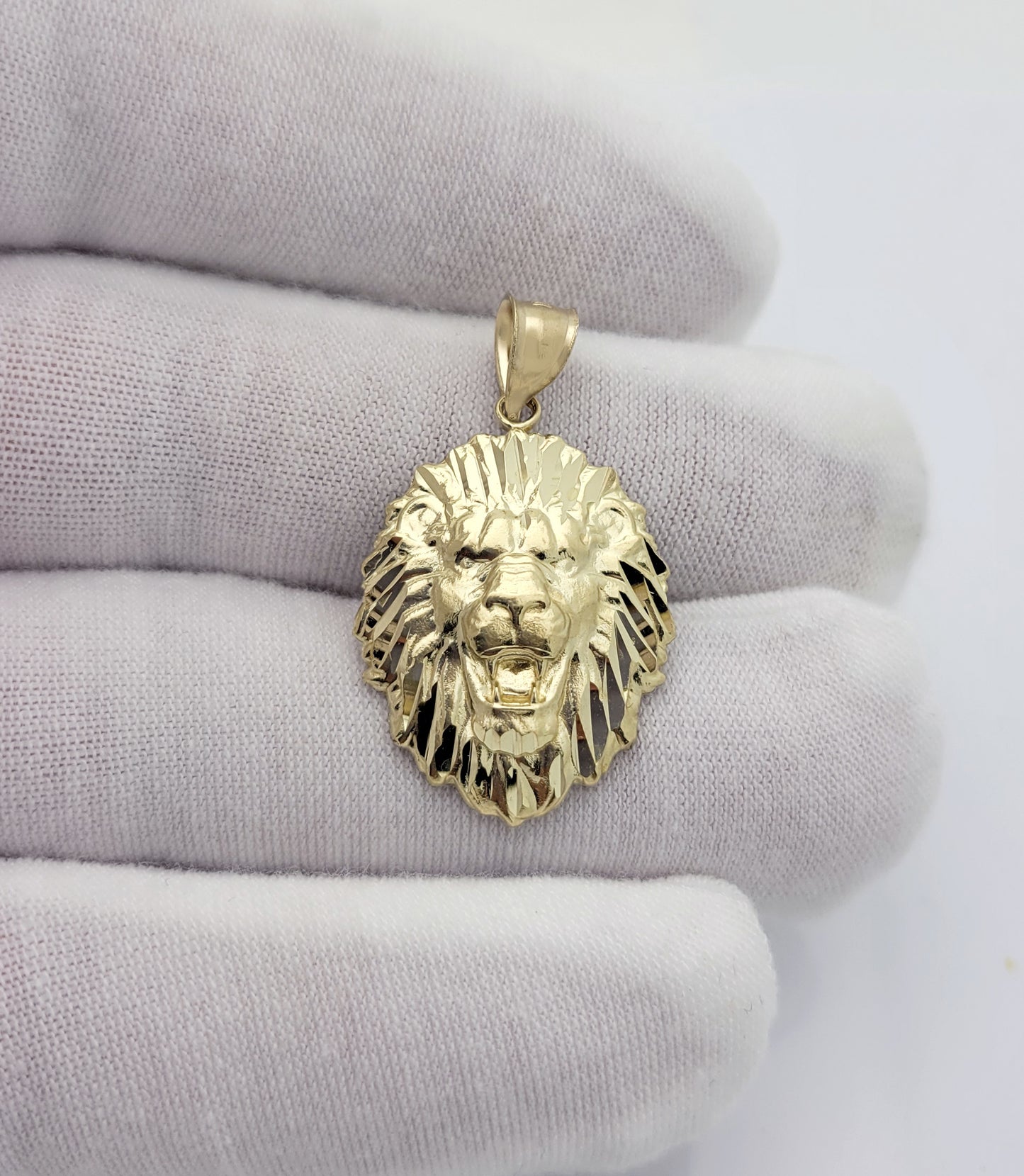 10K Yellow Gold Lion Head Charm Crown Lion Pendant 1.3 in x 0.8 in