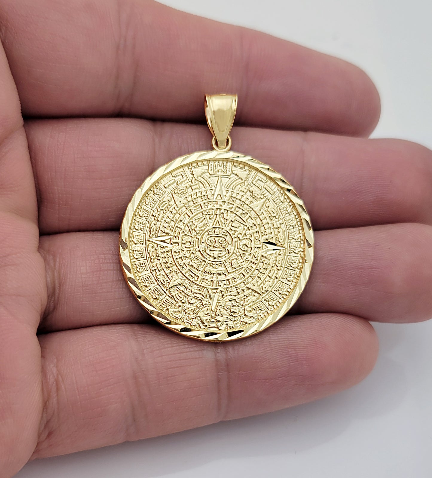 10K Yellow Gold Round Aztec Mayan Calendar Charm Pendant Mayan Gold 1.15 inch Diameter