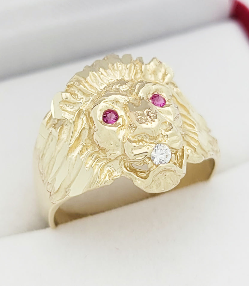 10K Yellow Gold Lion Ring with Red CZ Ring Size 8