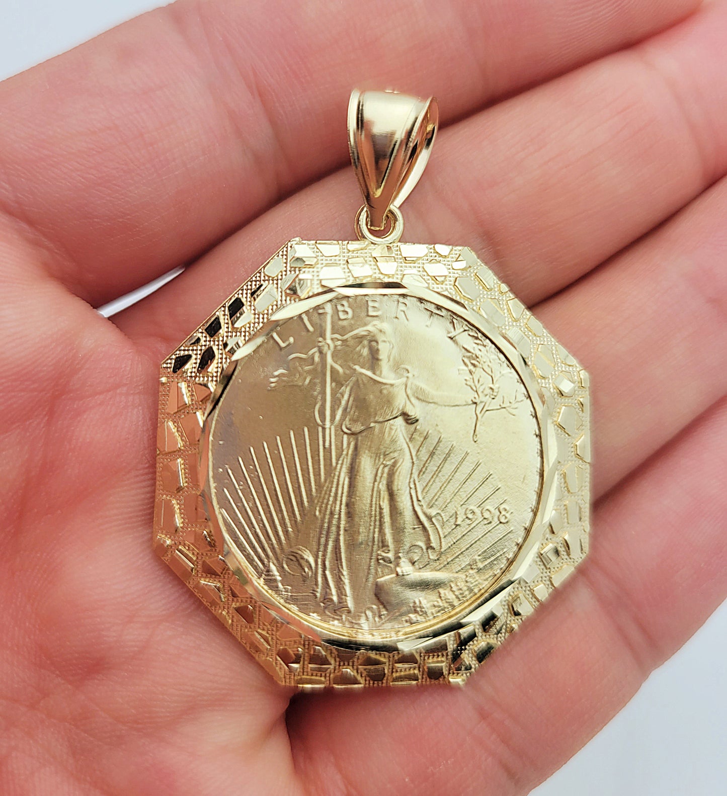 10K Yellow Gold Mens Walking Liberty Coin and Octagon Nugget Bezel Pendant 7.0 g