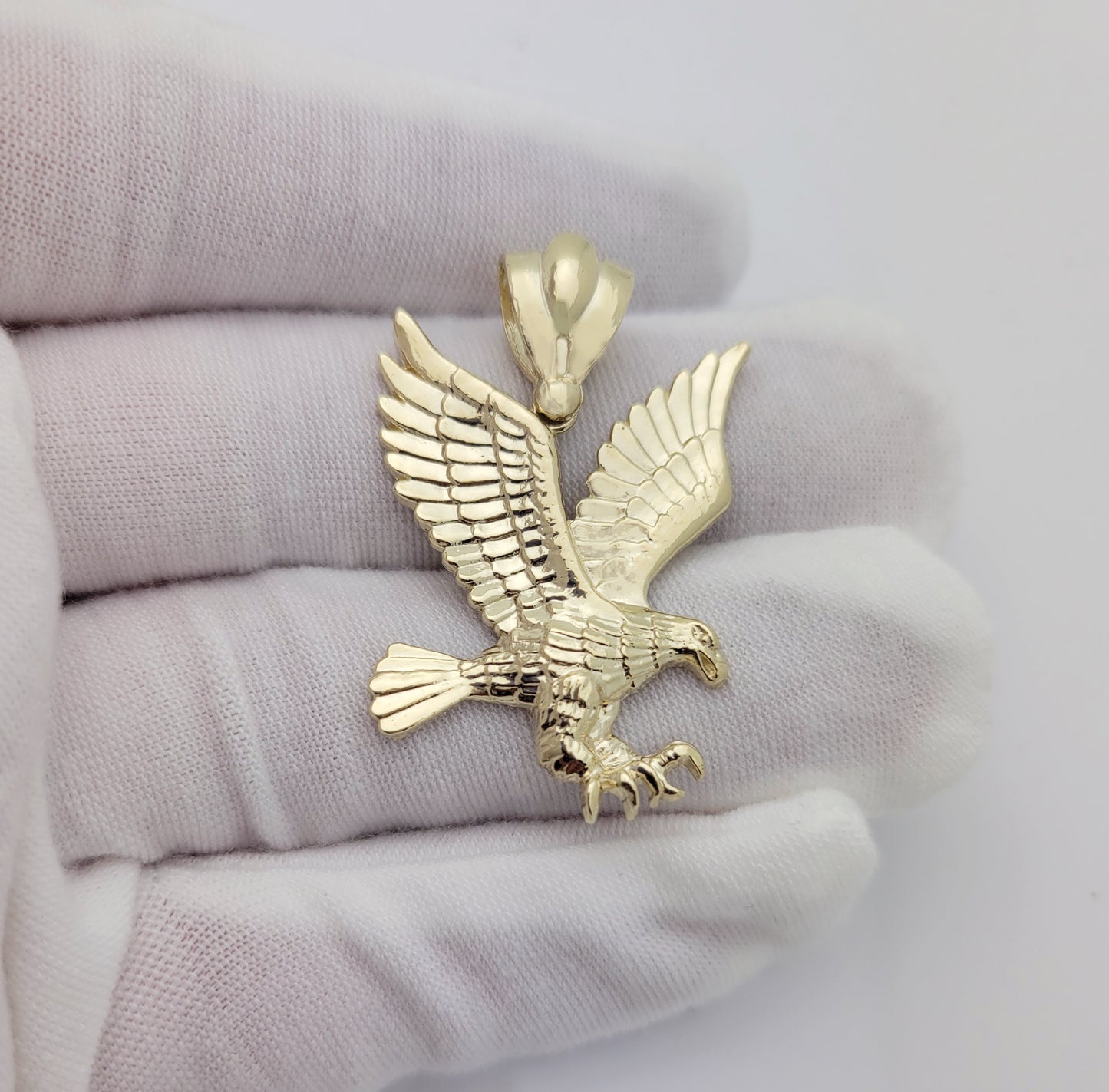 10K Yellow Gold Mens American Eagle Pendant 1.5 inch