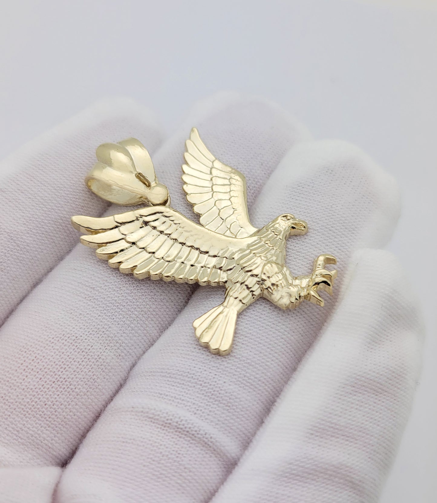 10K Yellow Gold Mens American Eagle Pendant 1.5 inch