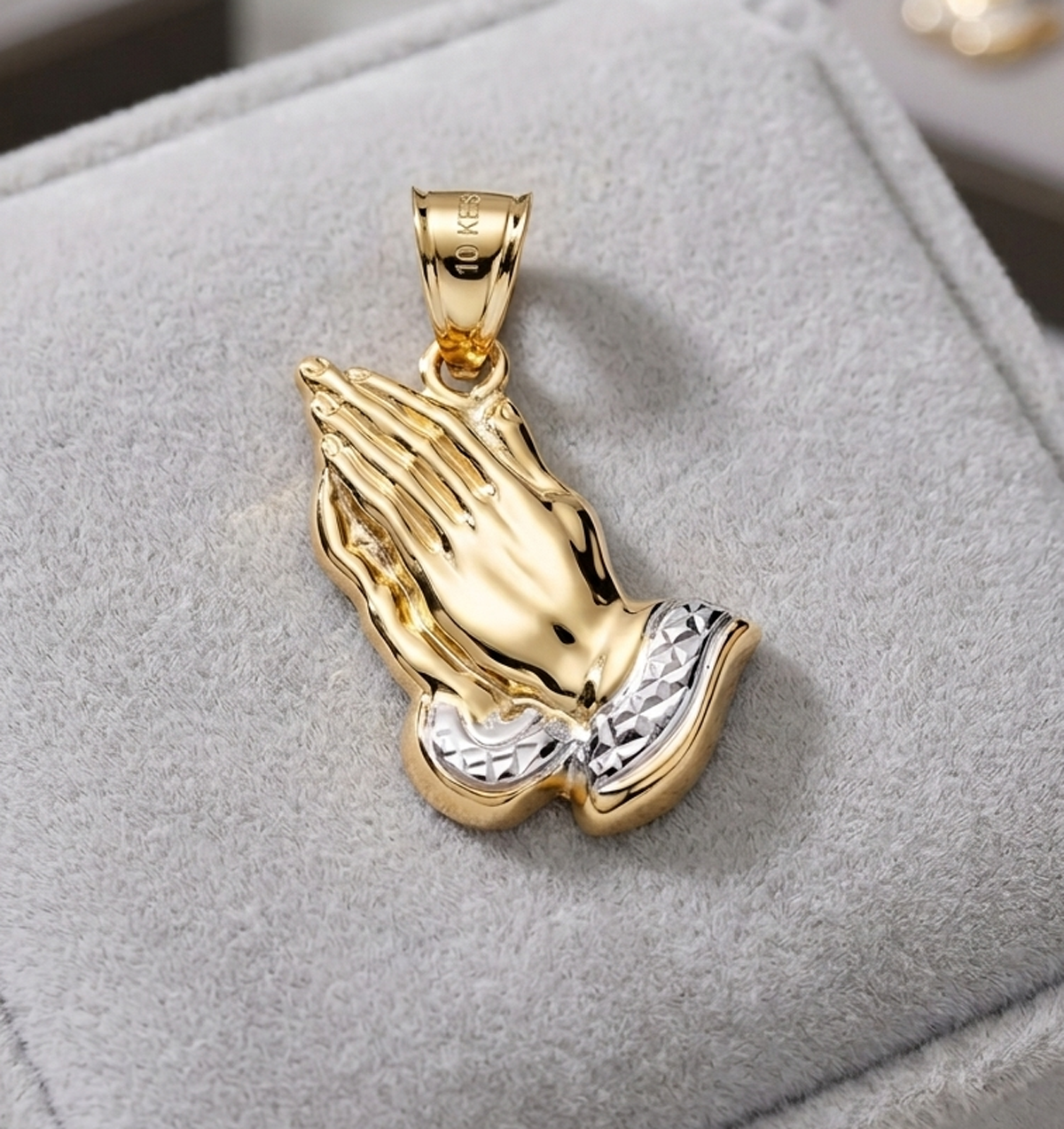 10k Yellow Gold Praying Hands Prayers Hands Pendant 1.0 in x 0.7 in - Stunu jewelry
