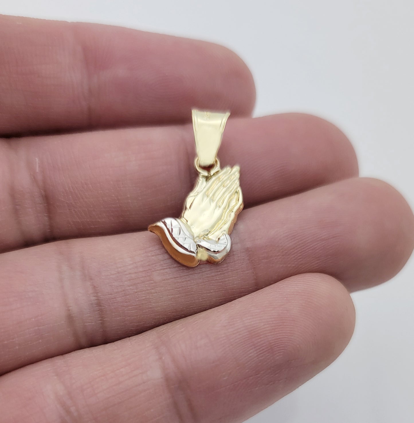 10k Yellow Gold Praying Hands Prayers Hands Pendant 0.8 in x 0.5 in - Stunu jewelry